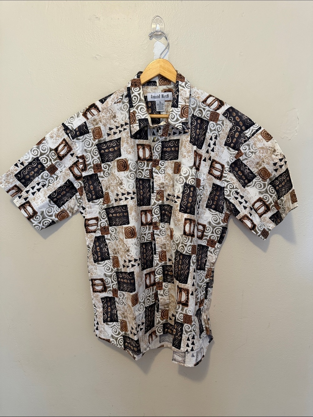 Island Made Casual Short-Sleeve Button-Down Shirt in White, Black & Brown